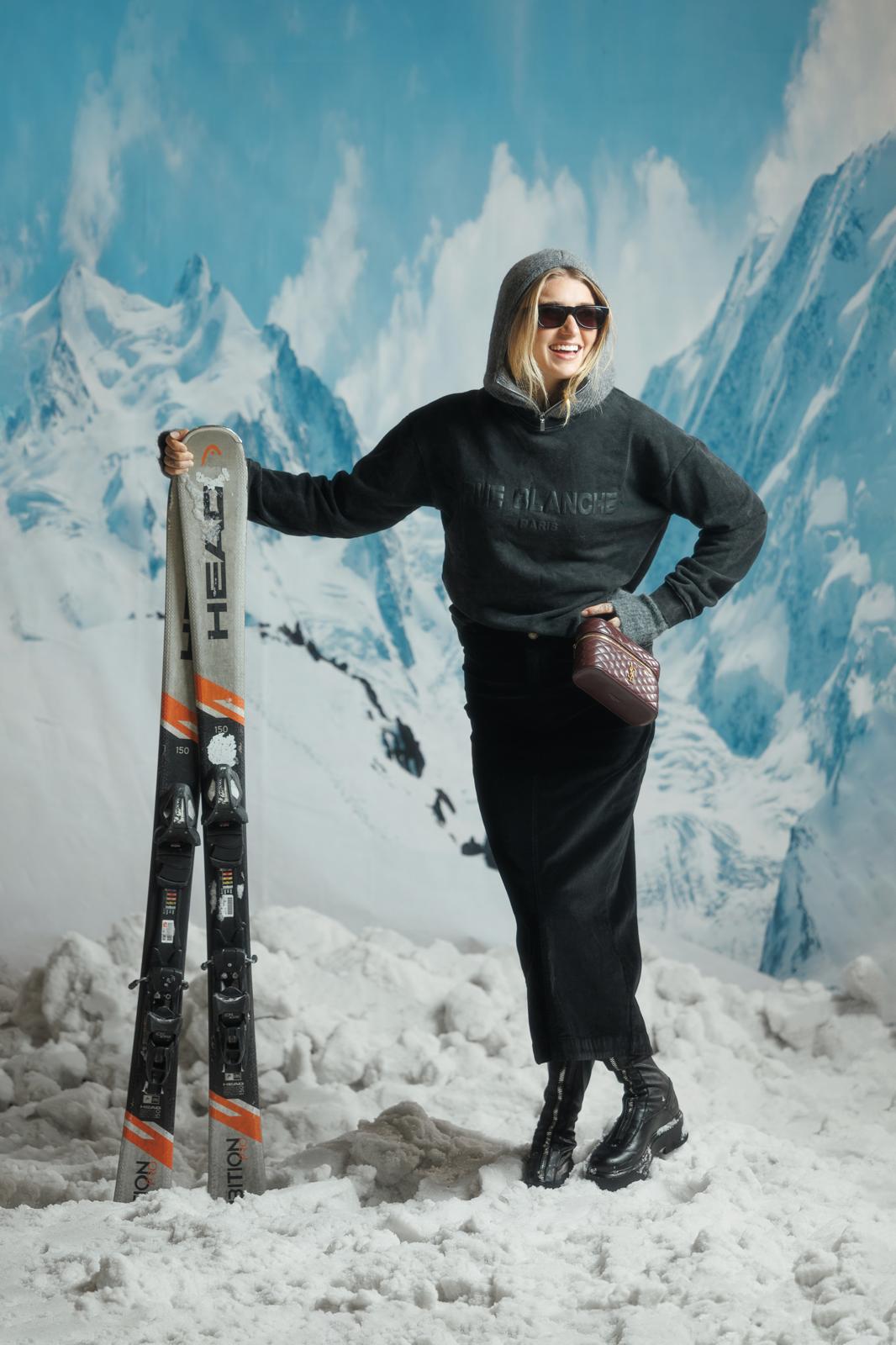 DENIM WASH CREW IN BLACK