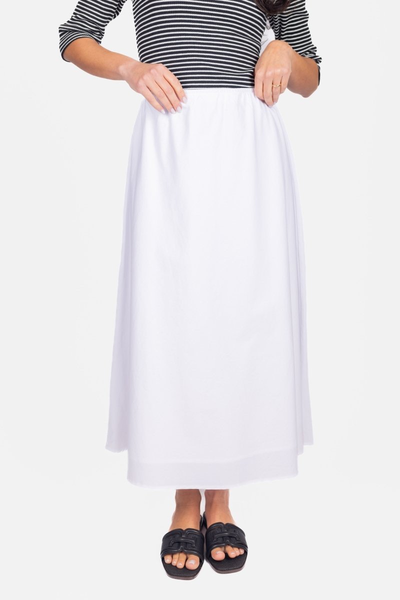 dakota-skirt-white-solid-skirt-yakira-bella-114664_00af64fb-f4b8-49f4-8cf9-f7ff3c9ee28d.jpg