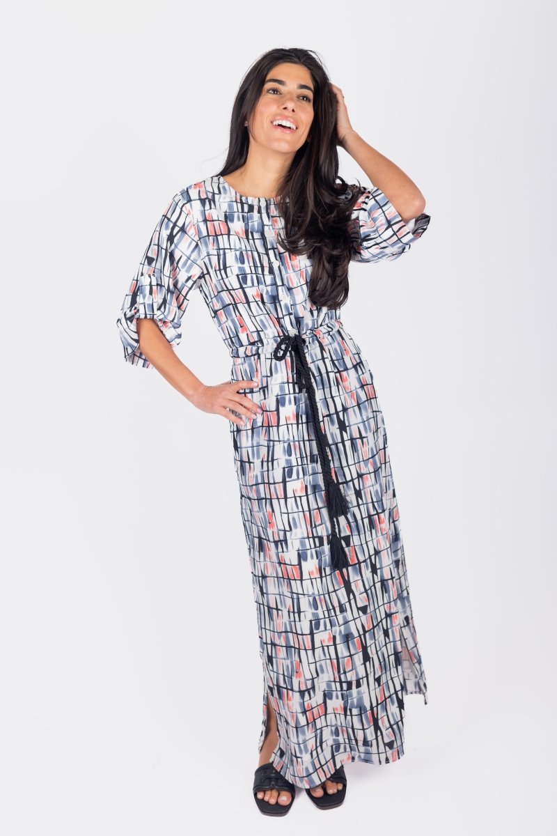 nadia-dress-black-pattern-dress-yakira-bella-320574_fcce97f9-ba84-40cc-9b2b-ba1d8495d1e5.jpg