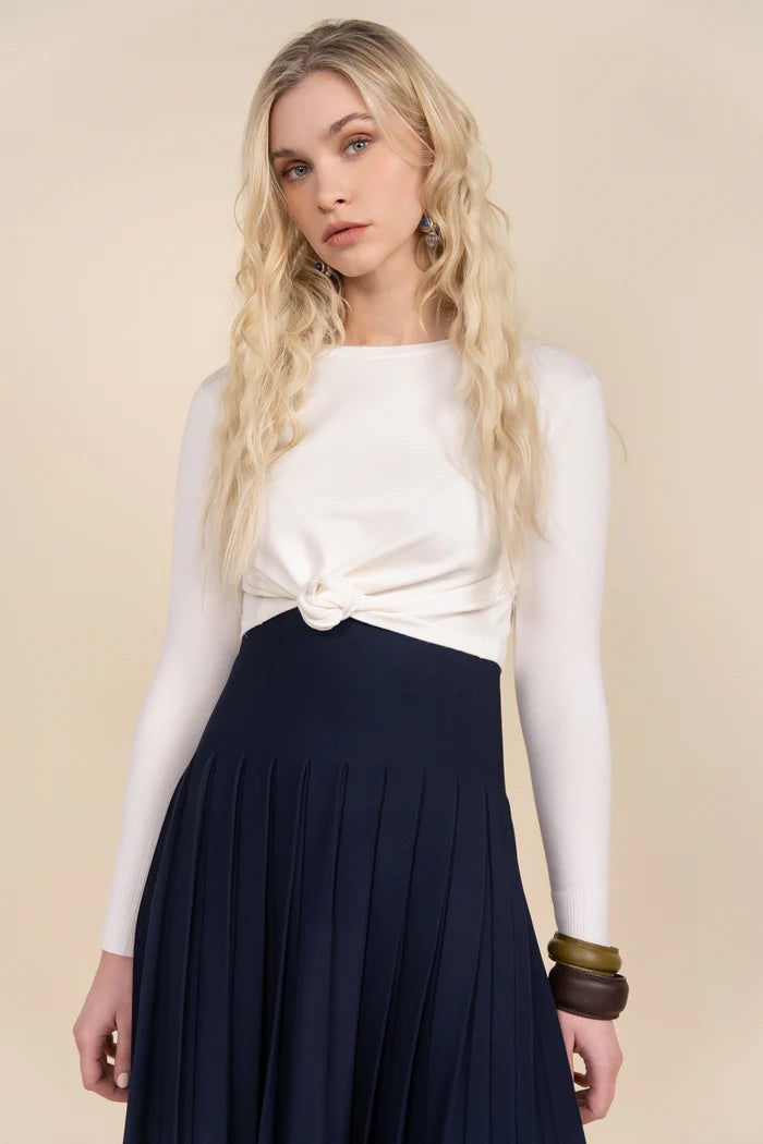1804062845copy-web.webp