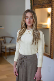 Teen Cream Kerchief Logo Sweater