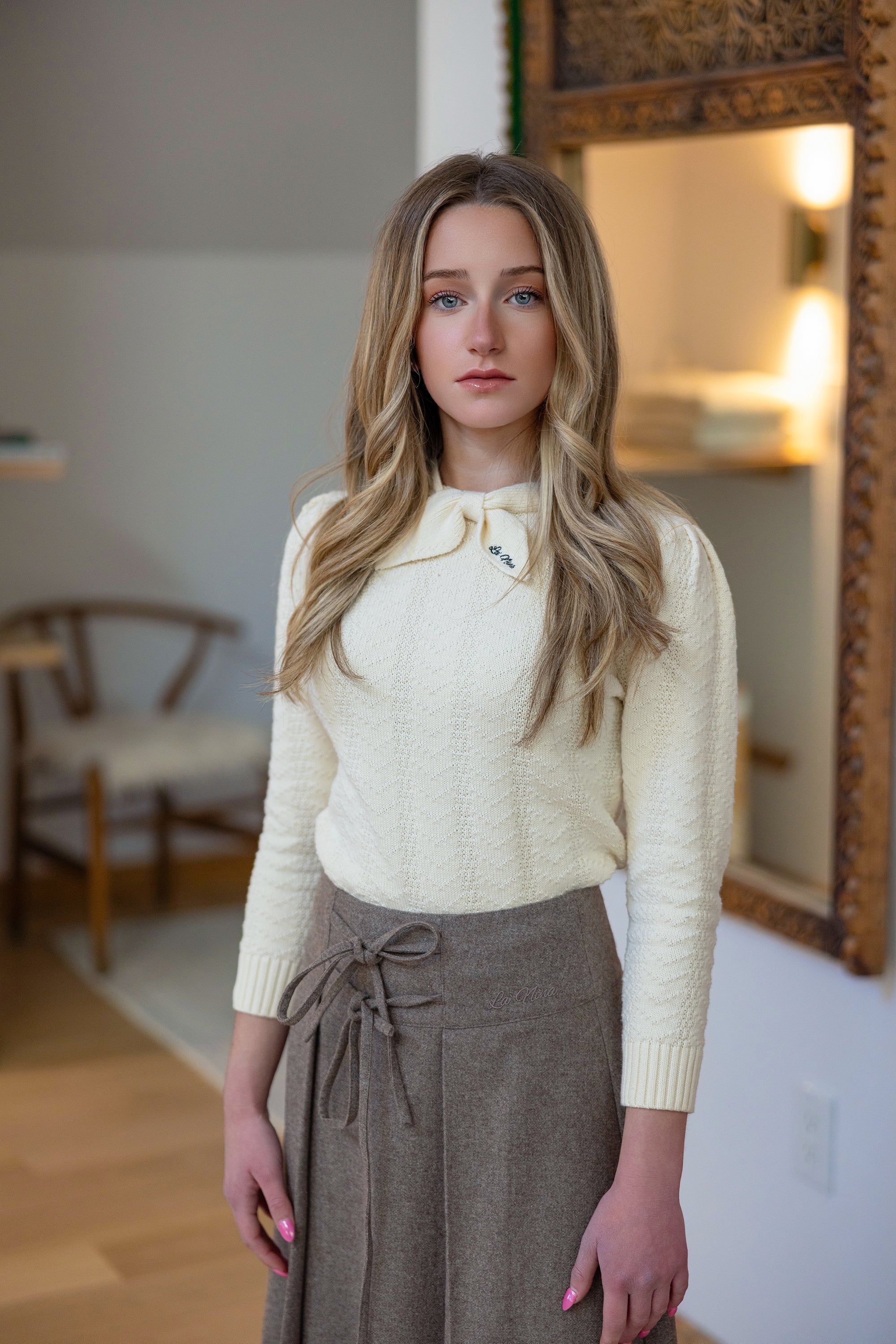 Teen Cream Kerchief Logo Sweater