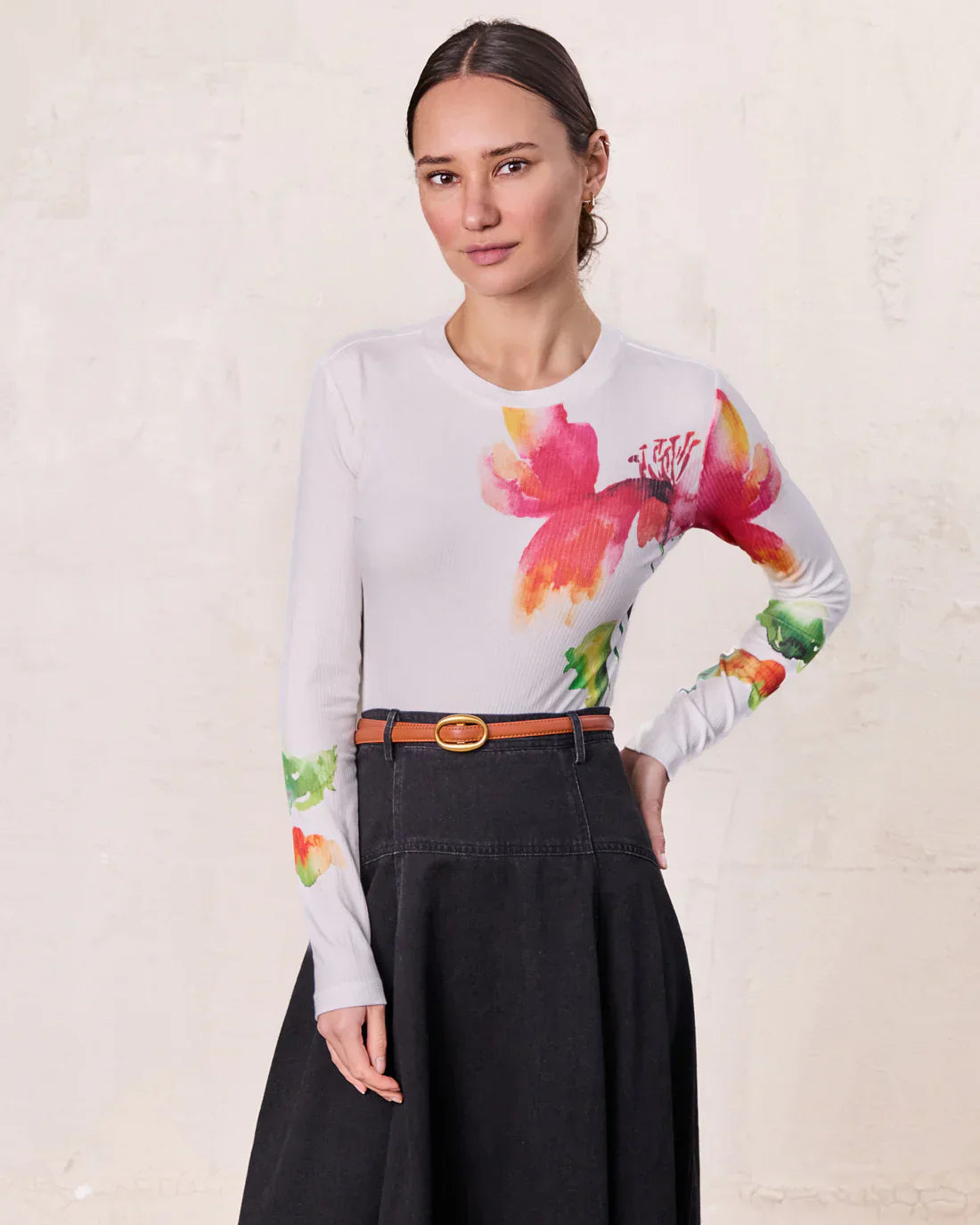 Printed Ribbed T-Shirts-White Flower Pop