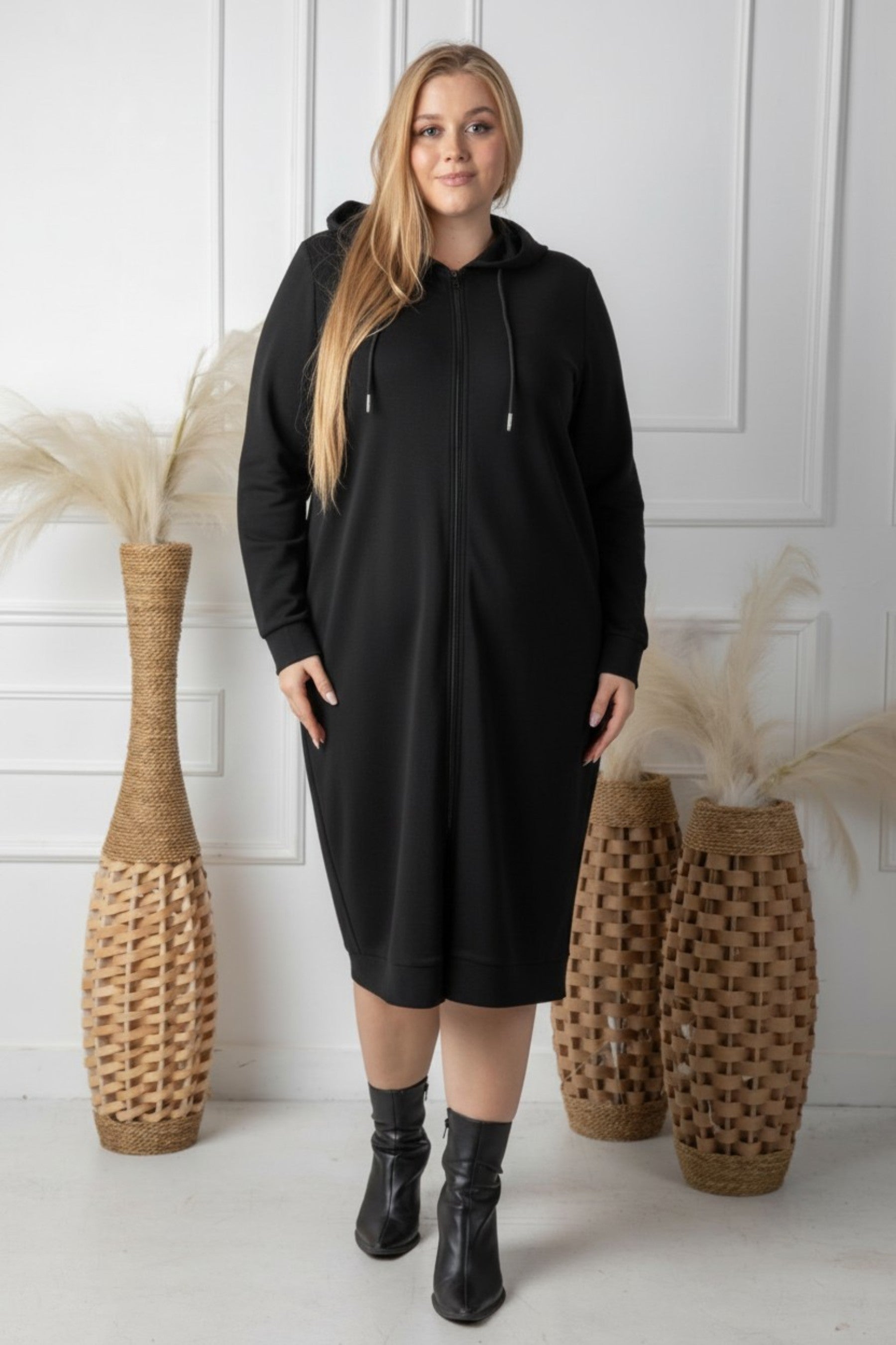 CARRIE HOODIE 2.0 PLUS
