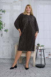 JANELLE DRESS PLUS - PLEATED