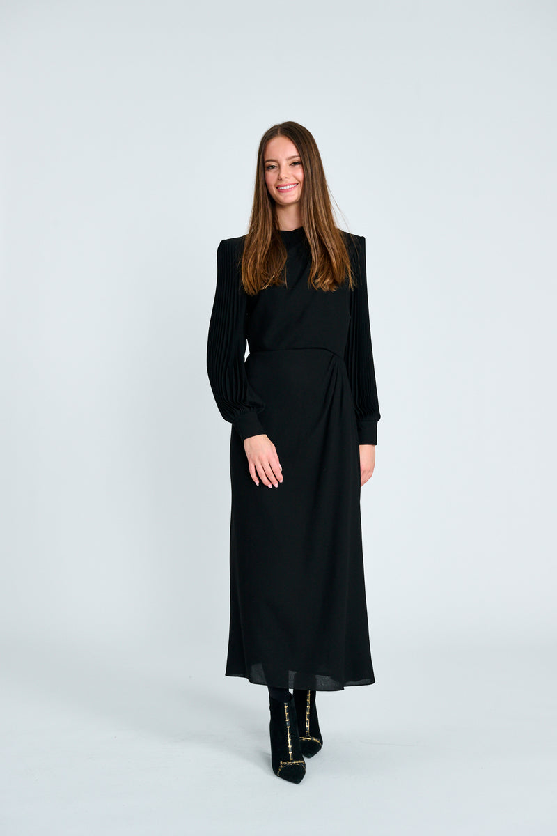 BLACK DRESS WITH PLEATED SLEEVES AND SIDE PLEATED SKIRT 335468
