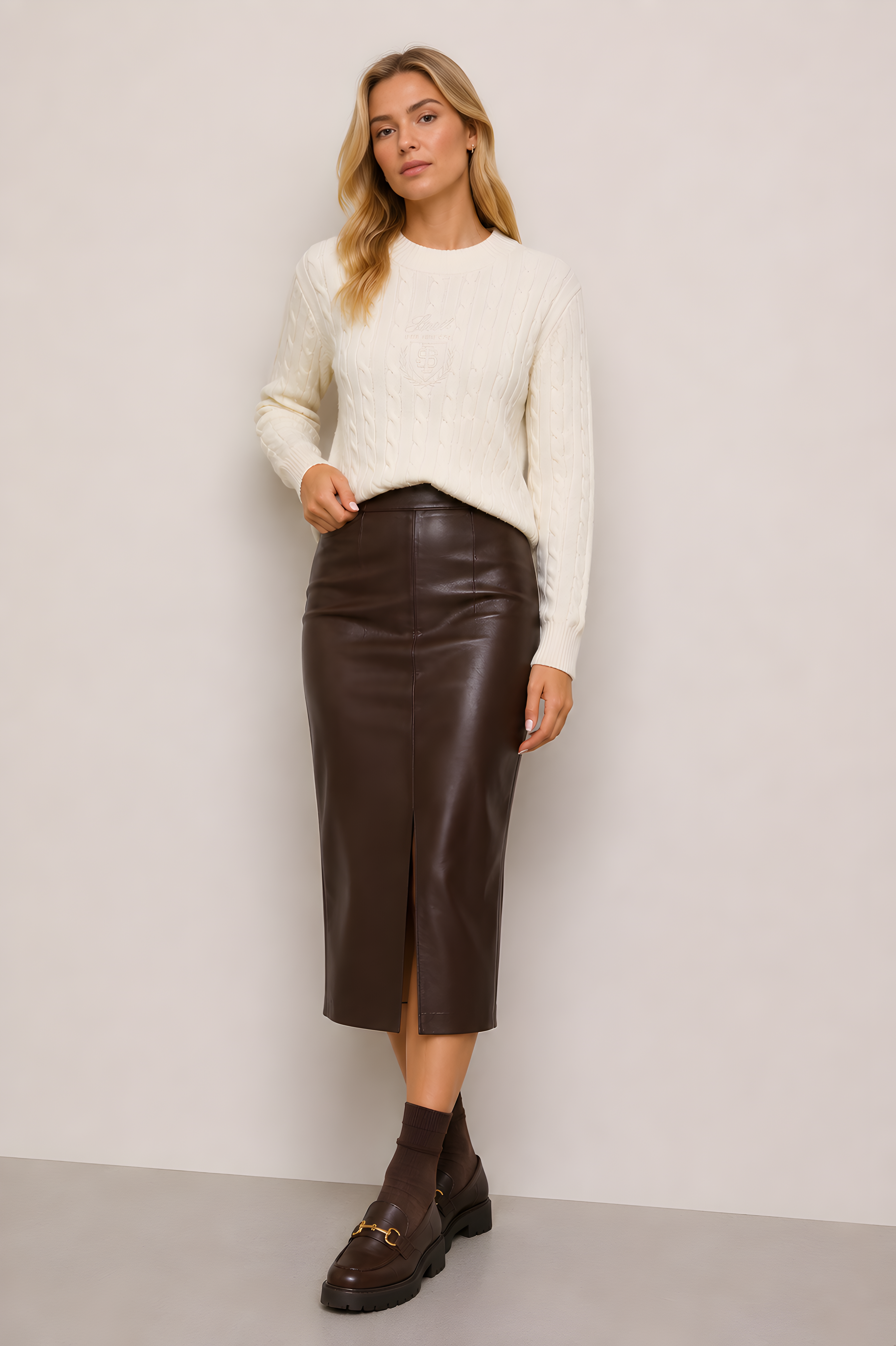 CABLE KNIT SWEATER WITH CREST LOGO