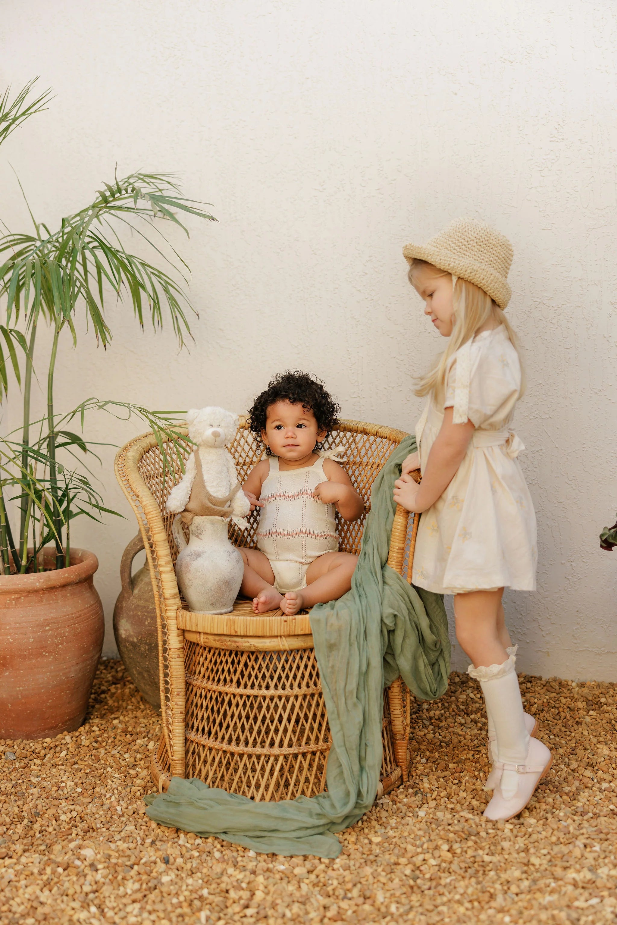 Girls Wave Knit Romper – Ivory/Pink – Holland Collection