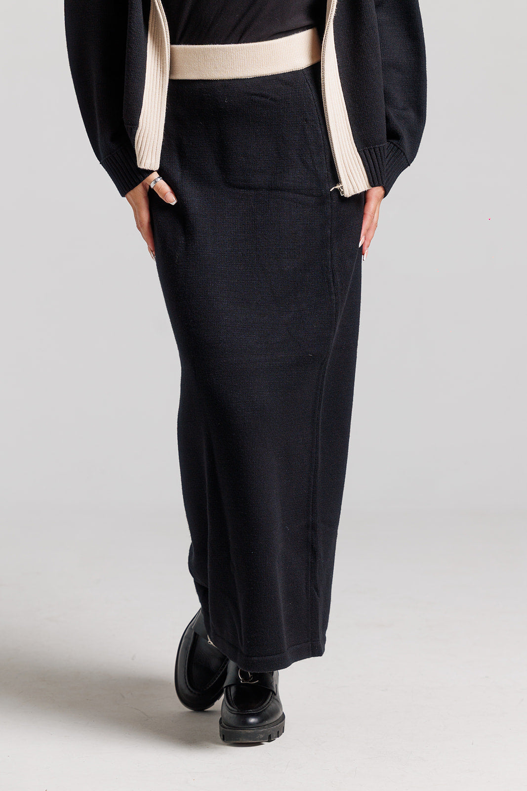 Knit Midi Skirt - Black & Cream