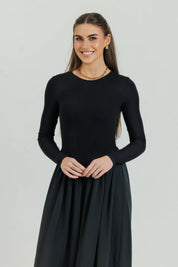 V maxi dress black