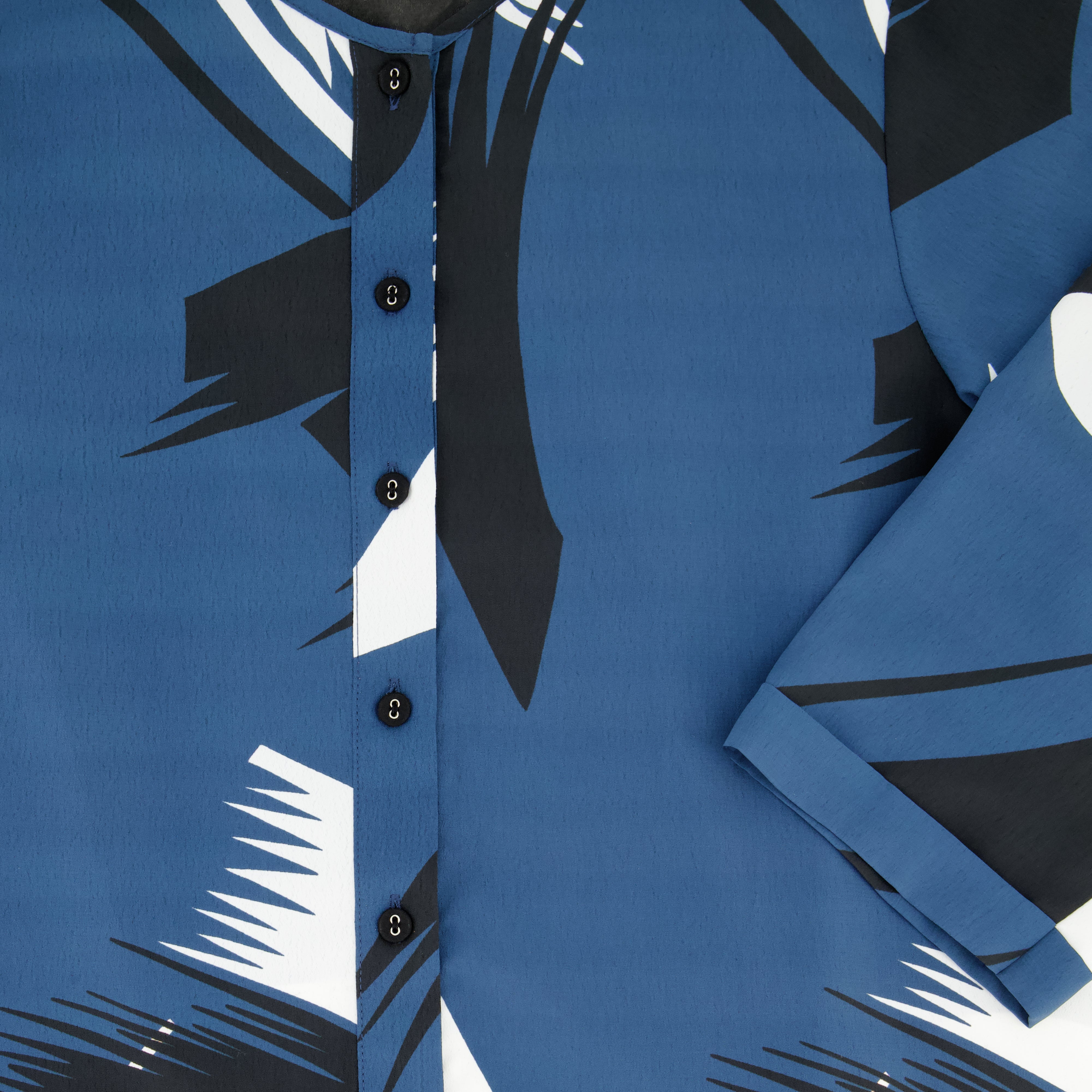 BUTTON FRONT MAXI-ABSTRACT PRINT