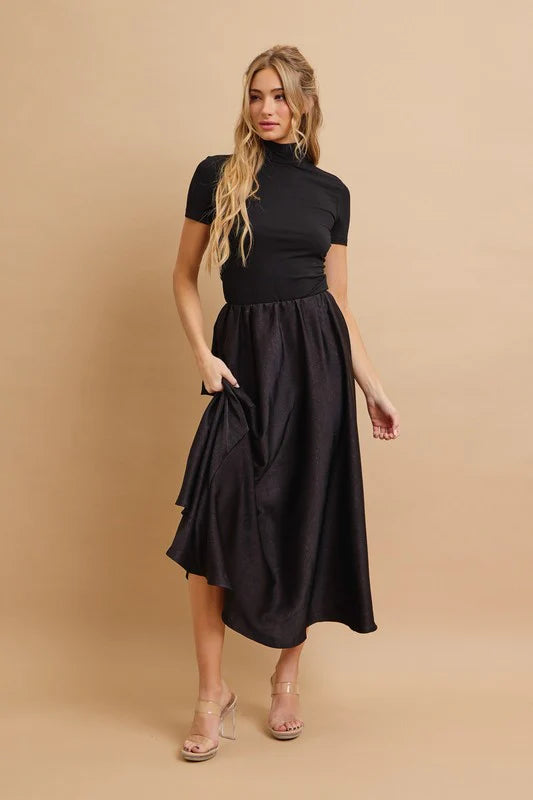 Elara Crinkle Skirt