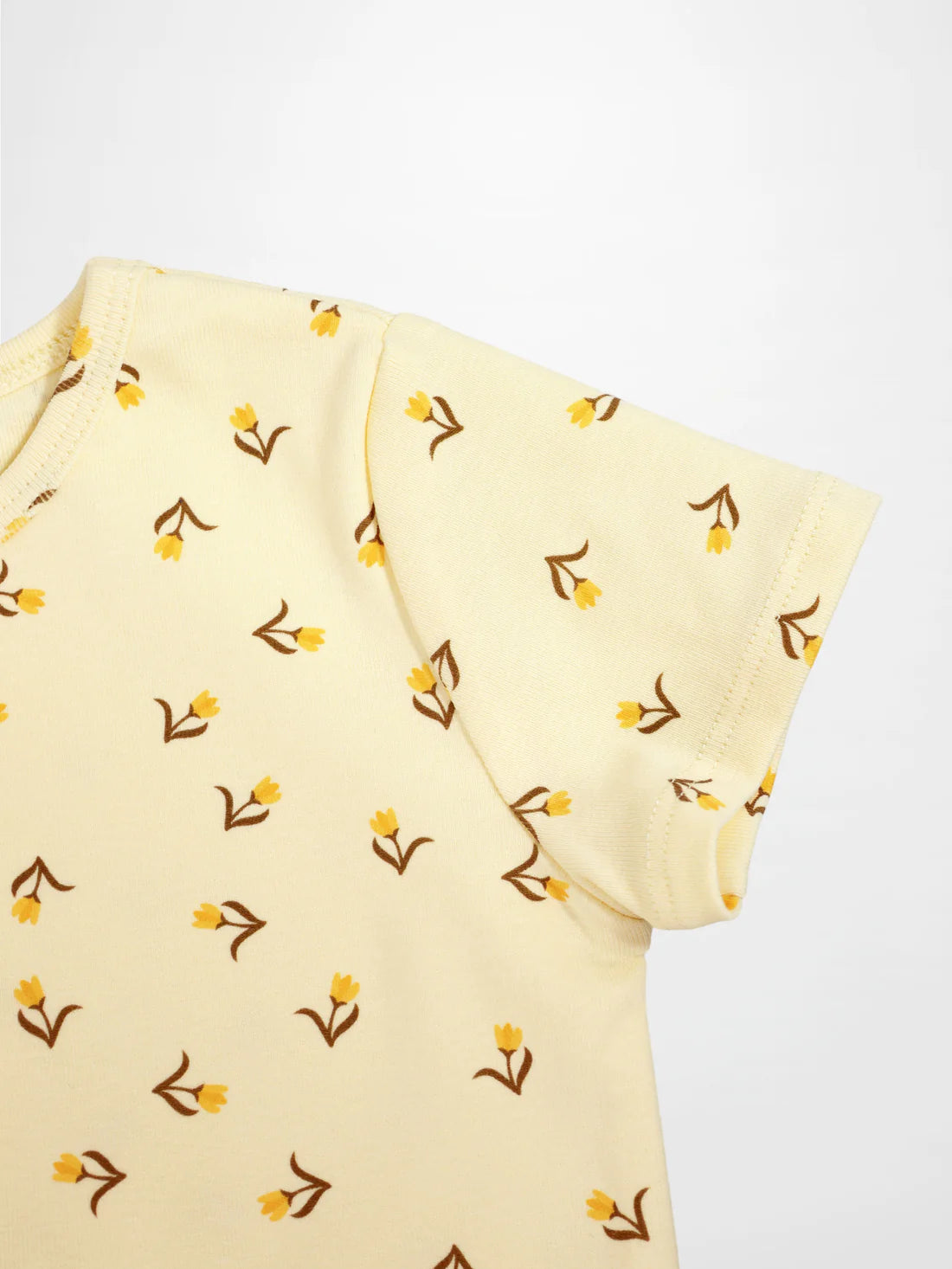 Butter Yellow Tulip T-Shirt - Short Sleeve