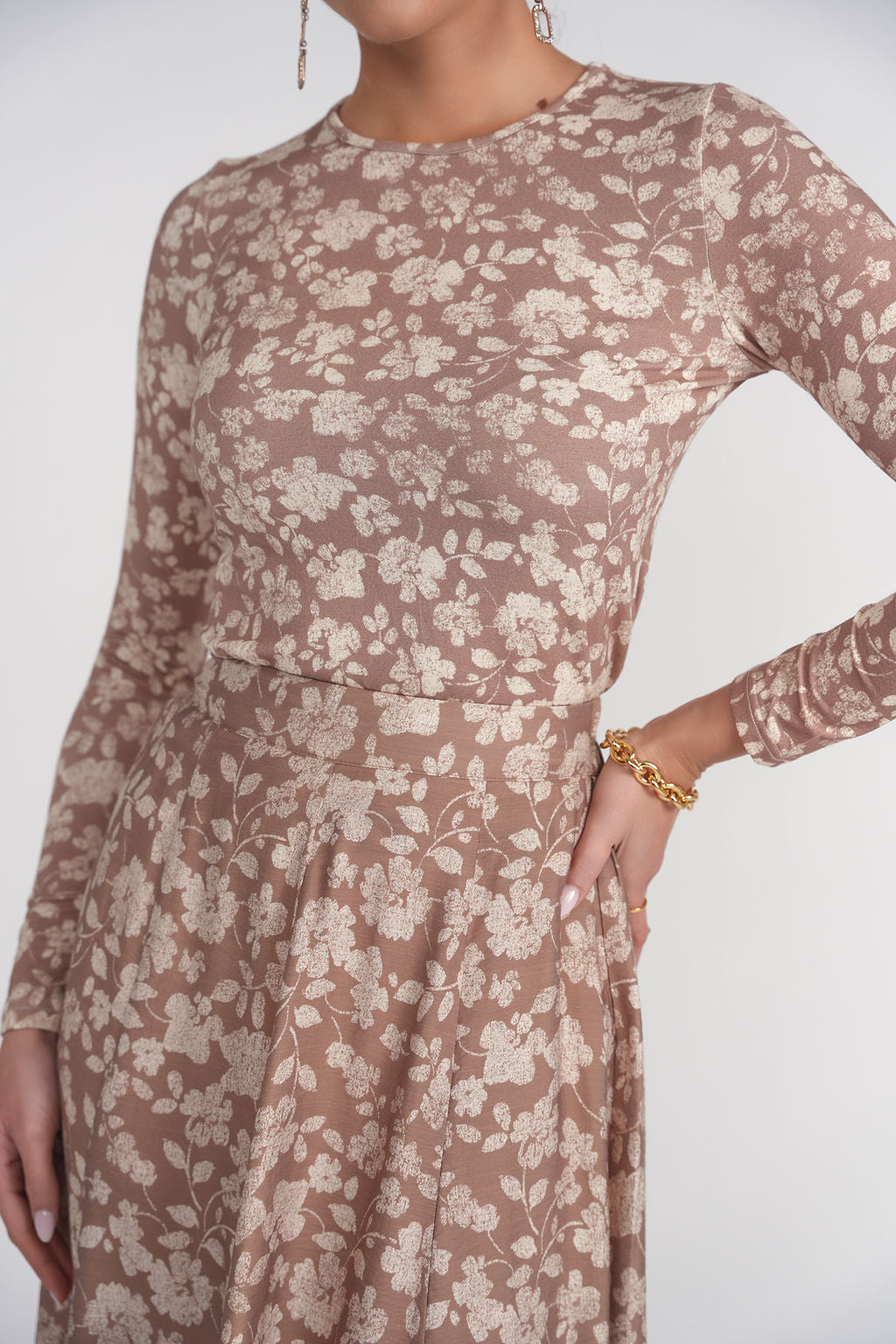 Printed Long Sleeve Tee- Mocha Floral