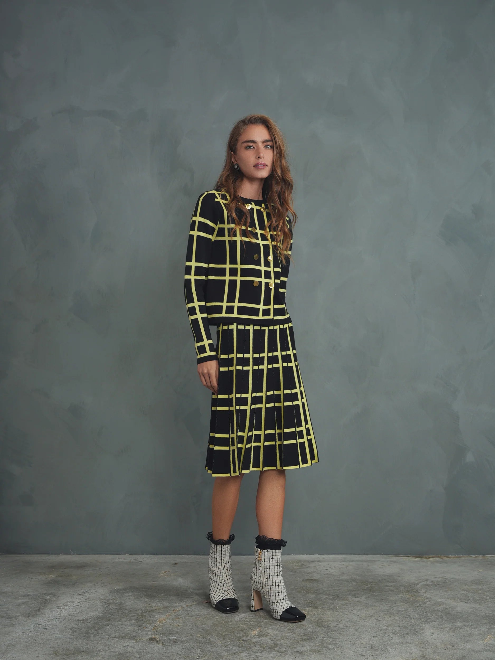 Jacquard Knit Pleated Skirt