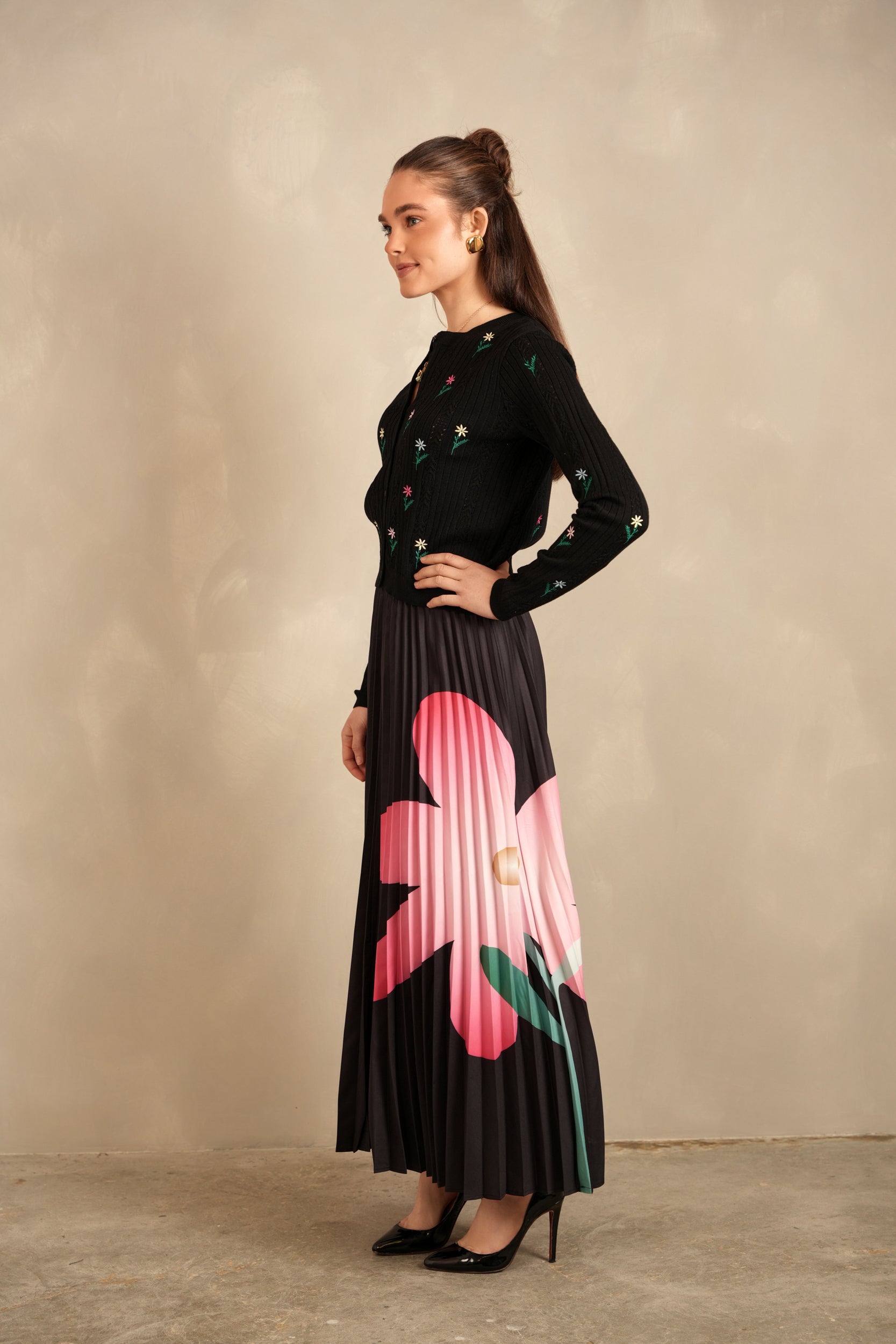 Pleated Maxi Floral Skirt