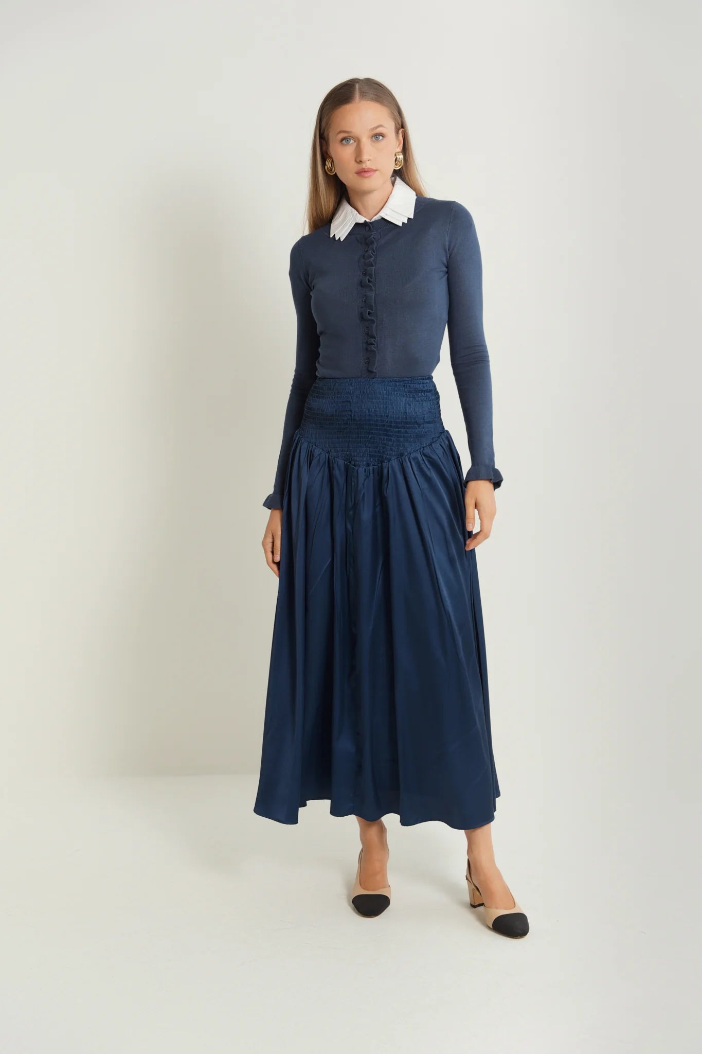 Fitted Cardigan w/ Button Opening