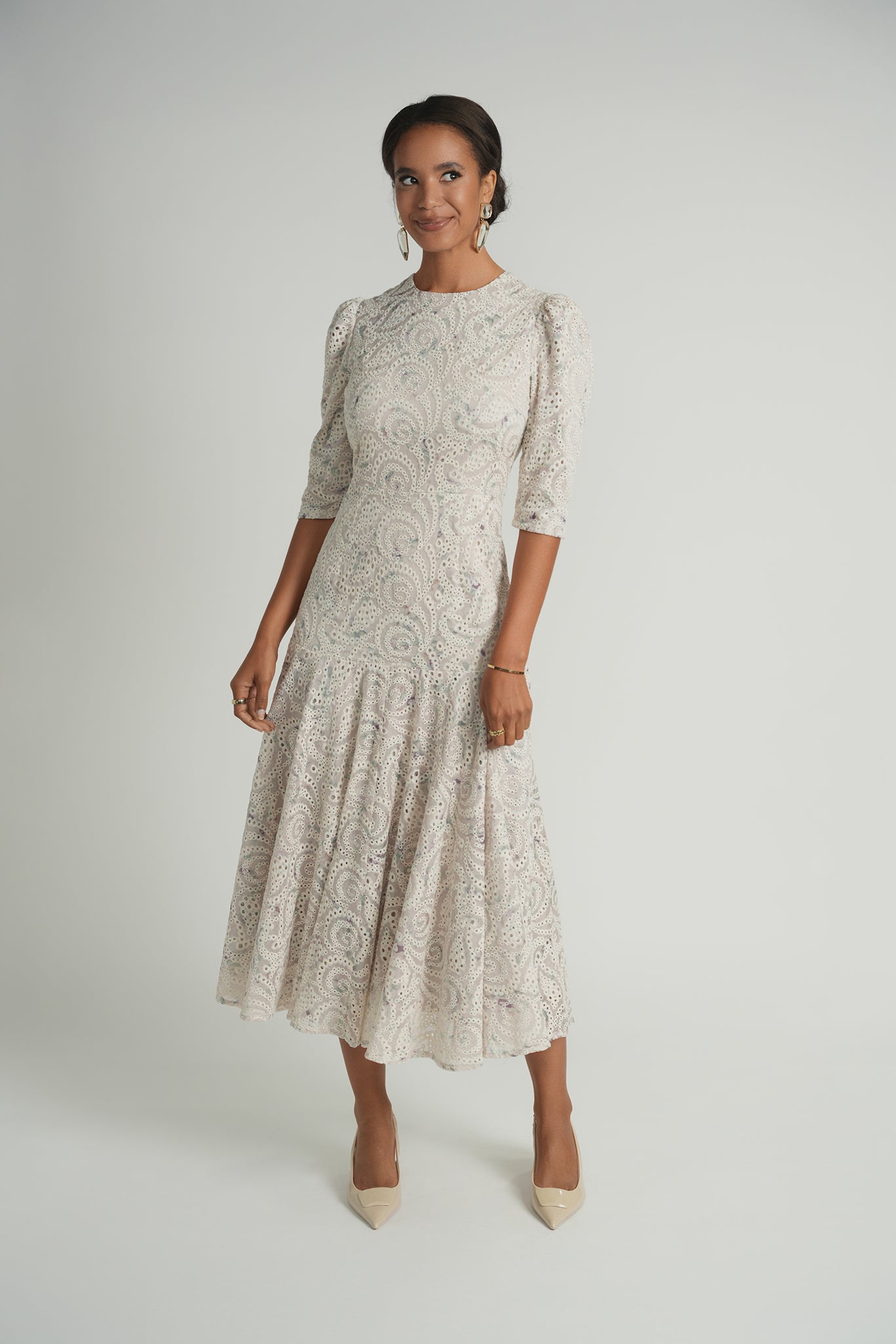 Eyelet Lace Midi Dress – Lilac Print