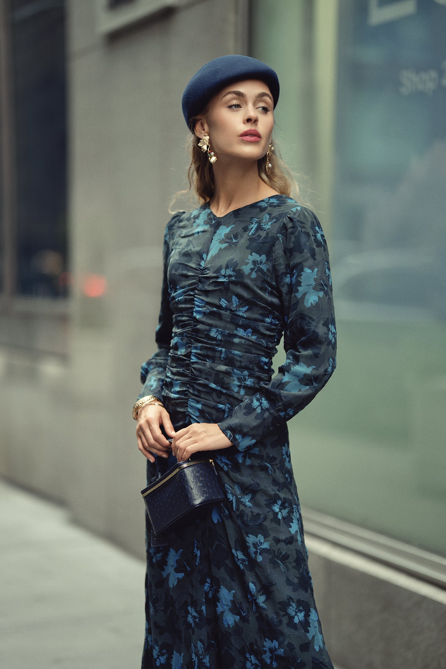 949-TEALFLR-1_17950f51-164f-45fe-8c37-98df9e3be434.jpg