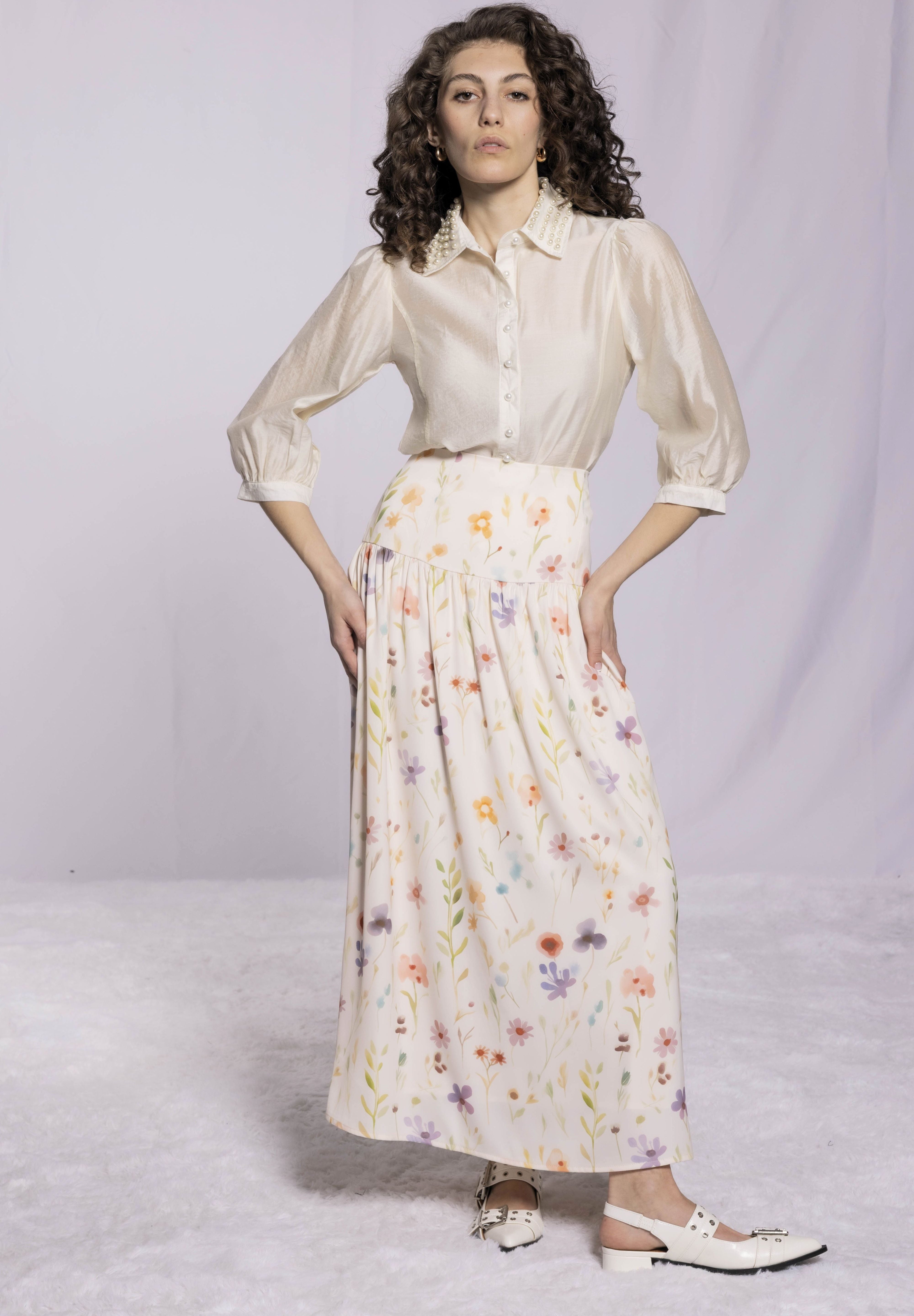 PEARL DETAIL BLOUSE AVAILABLE IN 4 COLORS (26SM15)