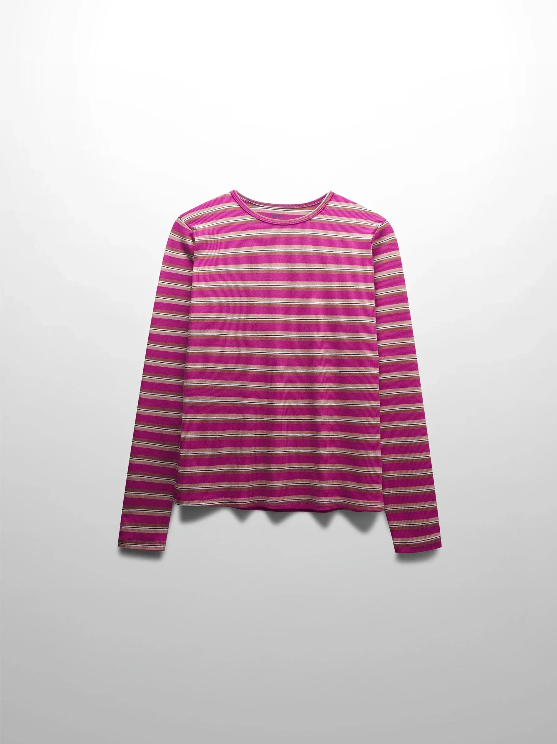 9_907ff4d1-5e6f-4996-9749-f1e30684611f.webp
