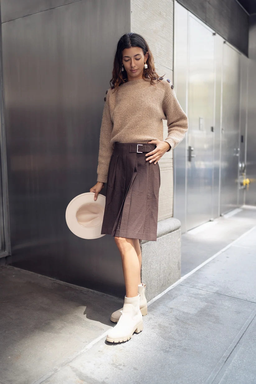 Twill Buckle Pleated Skirt