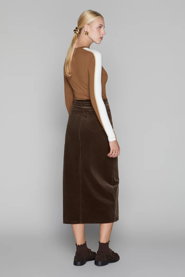 APPARALELFW25_LOOK50_4355.webp