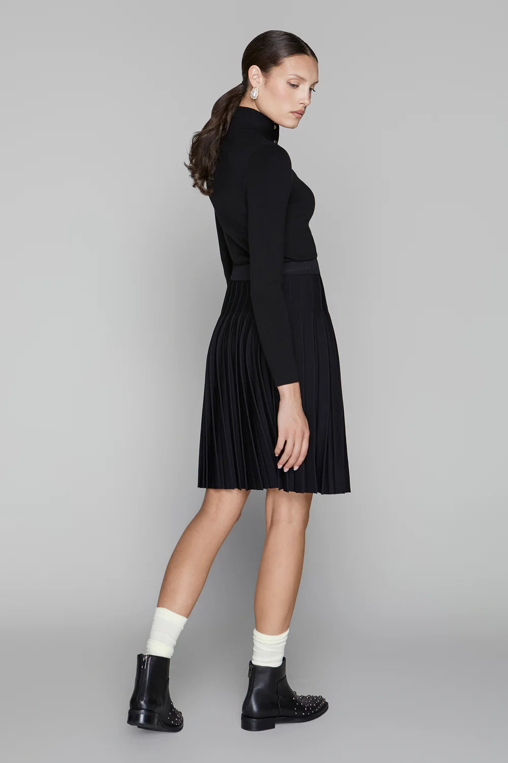APPARALELFW25_LOOK51_4377.webp