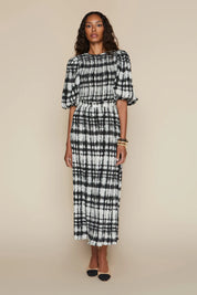 Tavira Top in Blurred Grid
