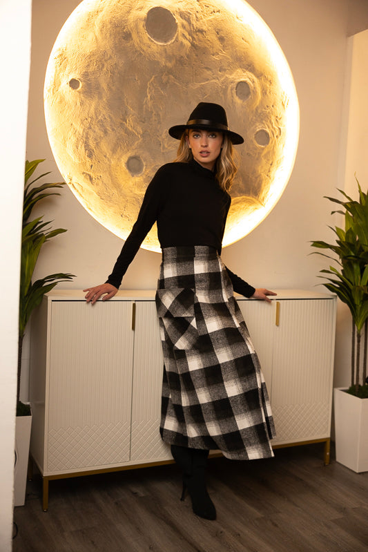 B_WPlaidSkirt_1.jpg