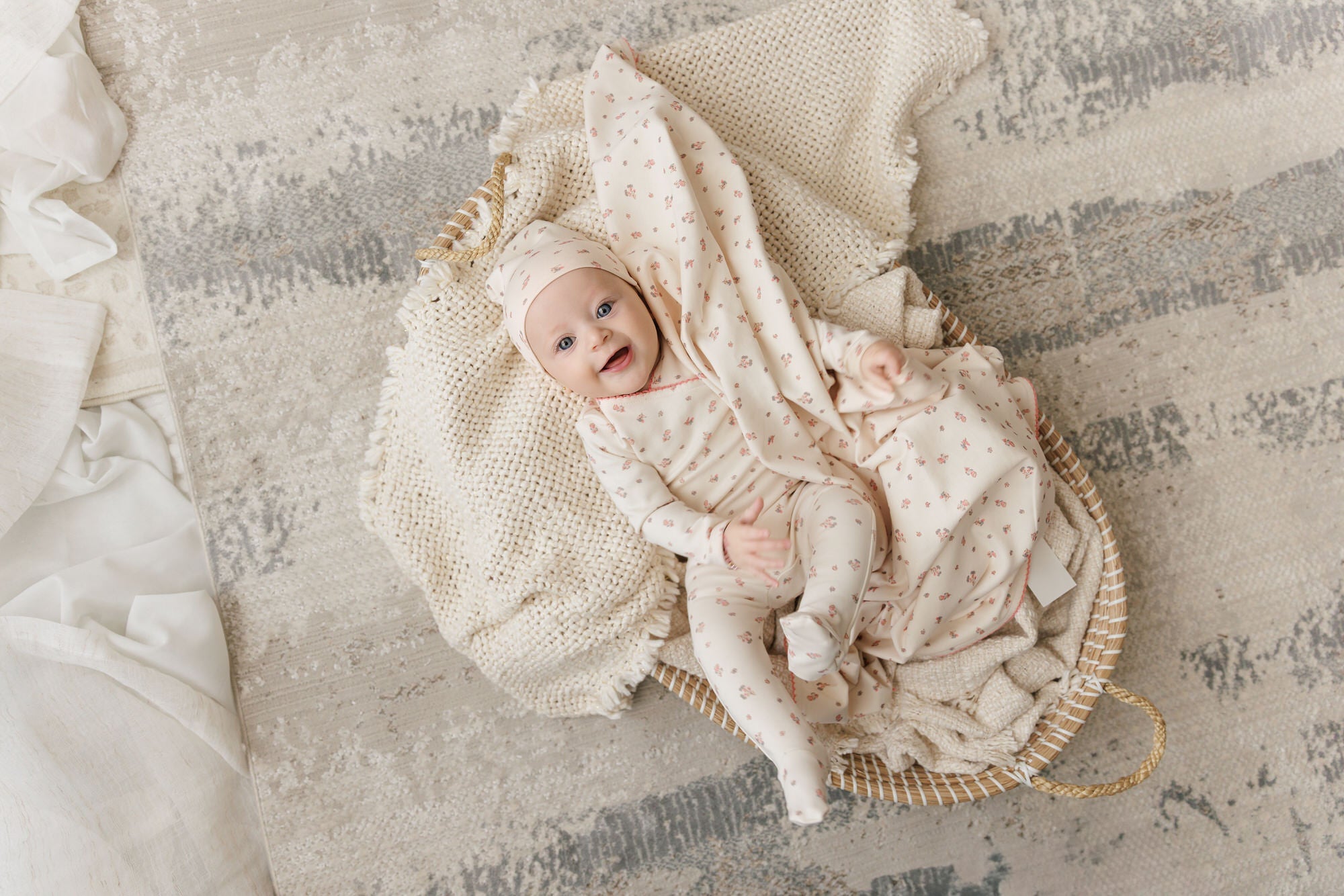 Piped Scalloped Layette Set
