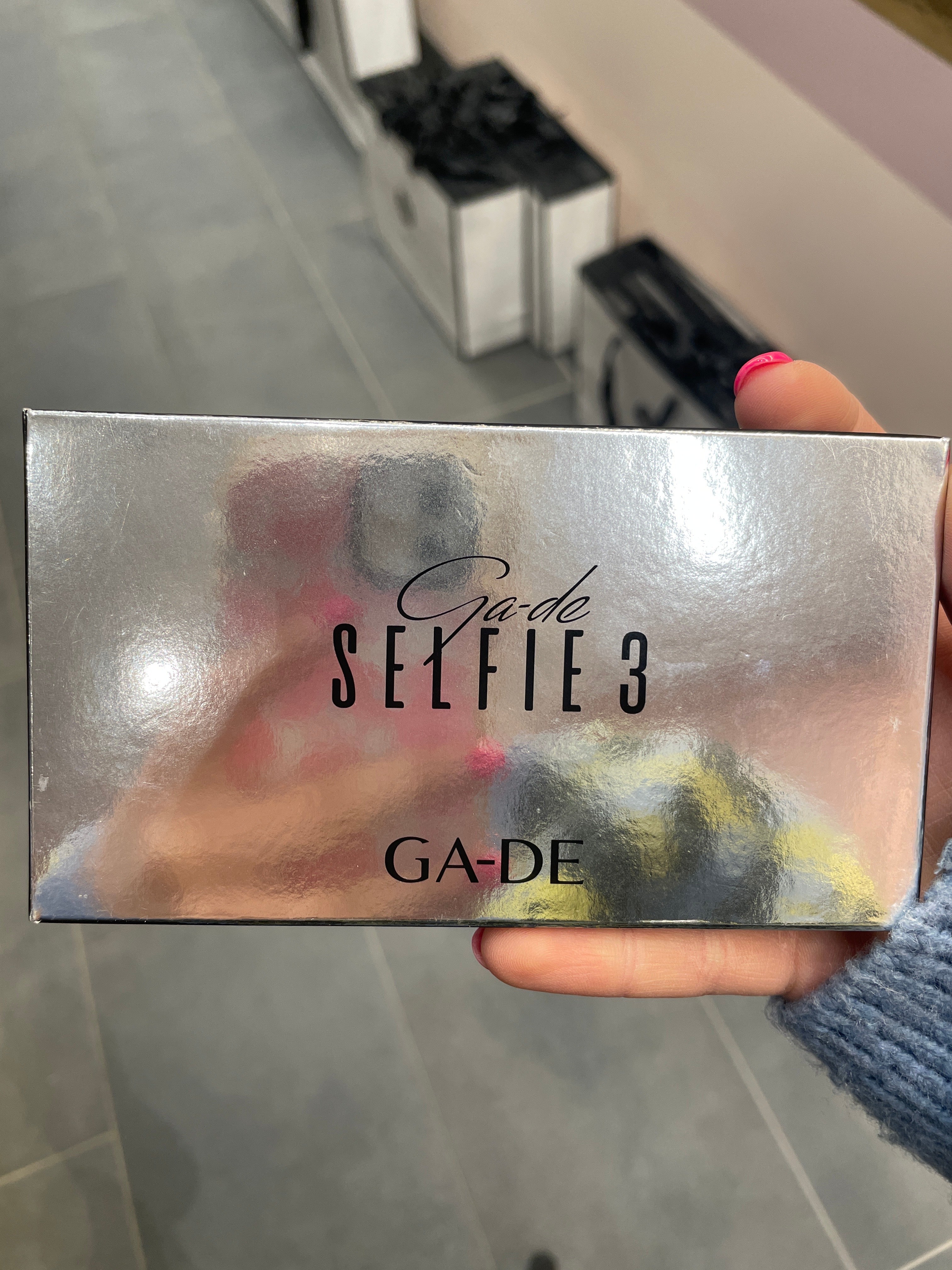 Gade Selfie 3