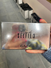 Gade Selfie 3