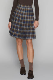 Briar Pleated Skirt in Cocoa / Navy Plaid