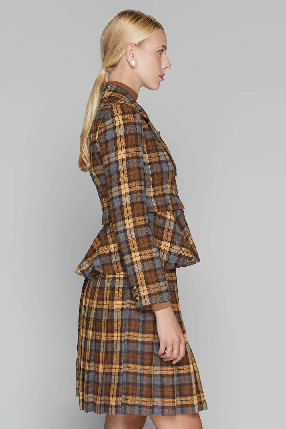 CROPPEDFW25_LOOK17_3441_bb0a9942-3f3a-4982-88f6-17766ec80a8f.webp