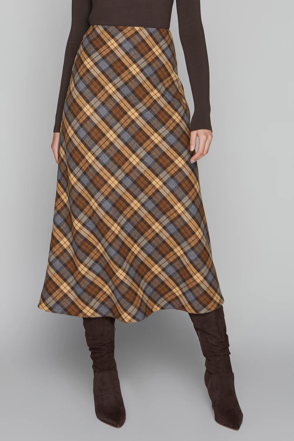 CROPPEDFW25_LOOK26_37031.webp