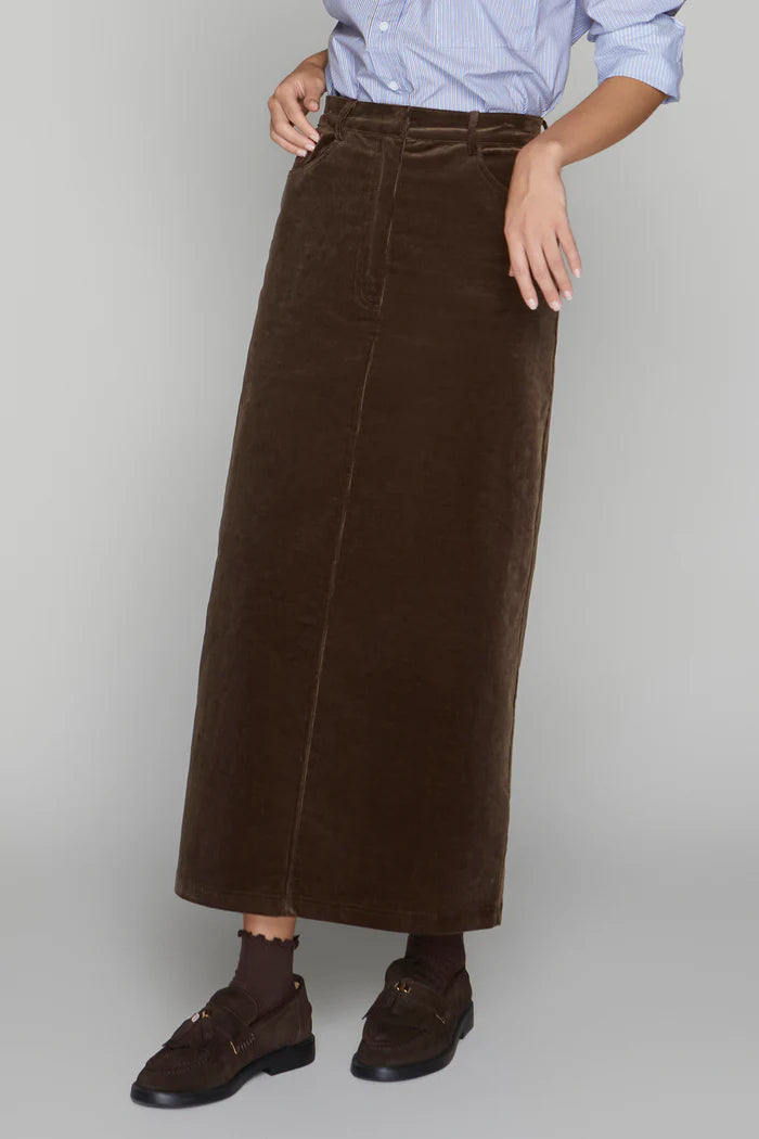 CROPPEDFW25_LOOK56_4516_1ec9ec61-5db3-4cf6-ba8f-3096a12c022a.webp