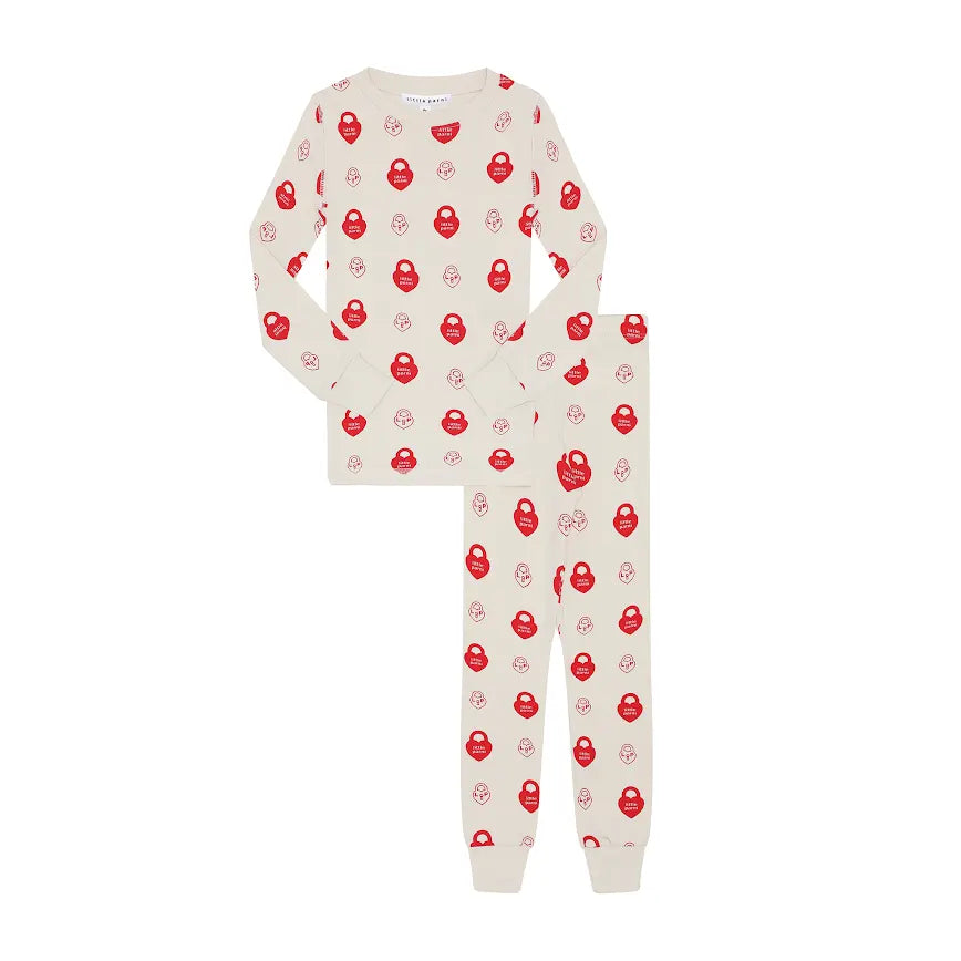 CopyofPJ98_REDHEARTS_r090_a000.webp