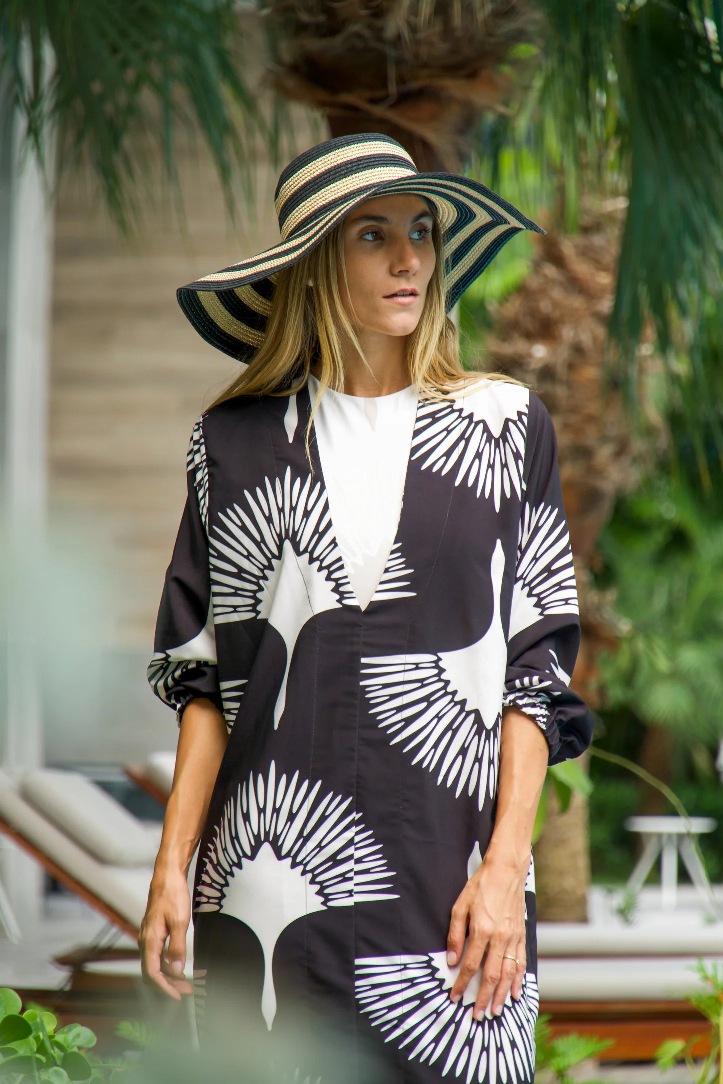 LA PALM RESORTWEAR