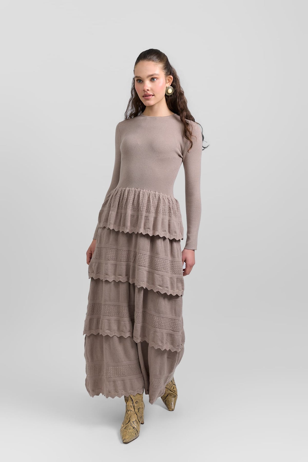 E-Ecom081744168.jpg