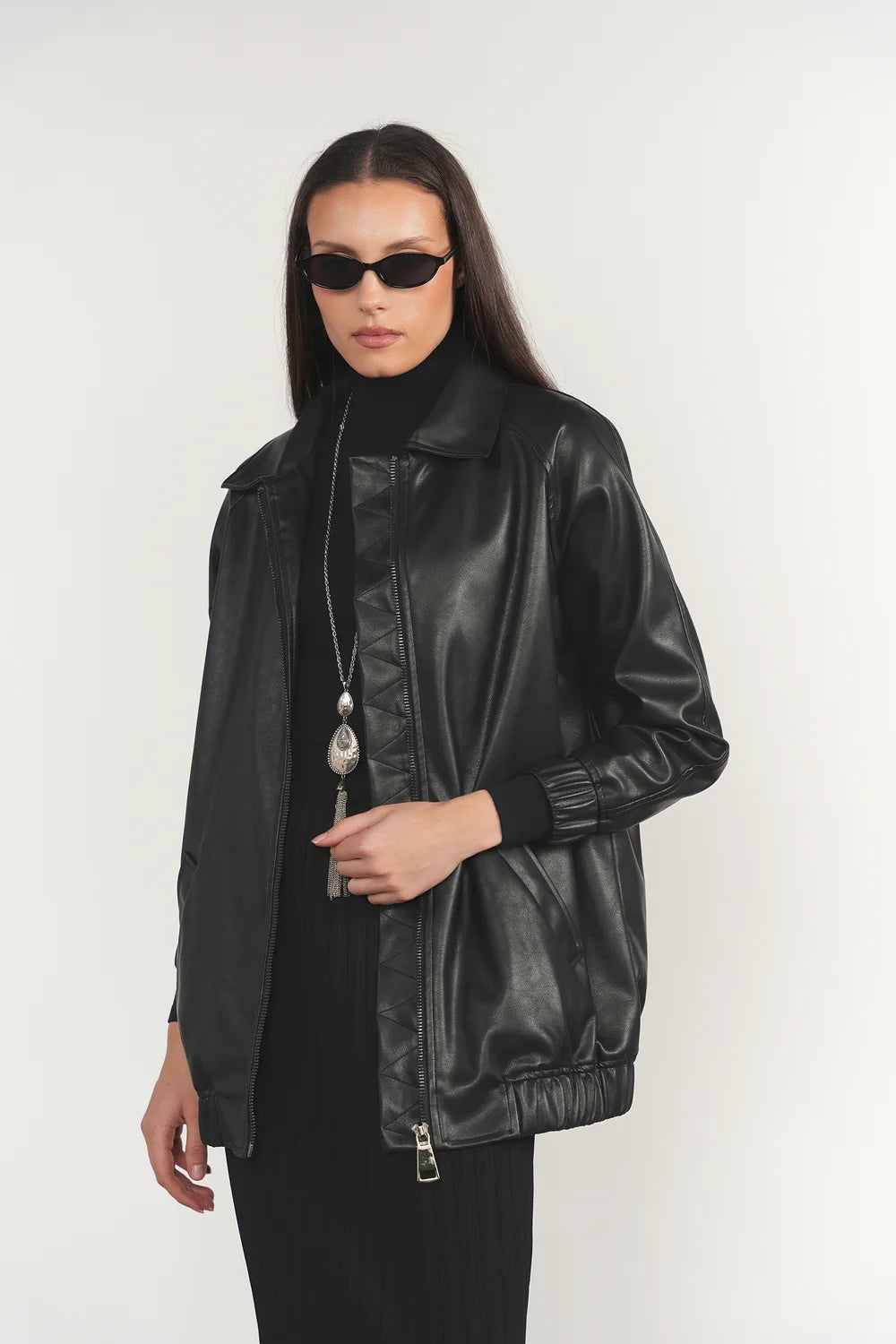 Nore Bomber in Black