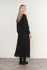 Vaal Sweater in Black