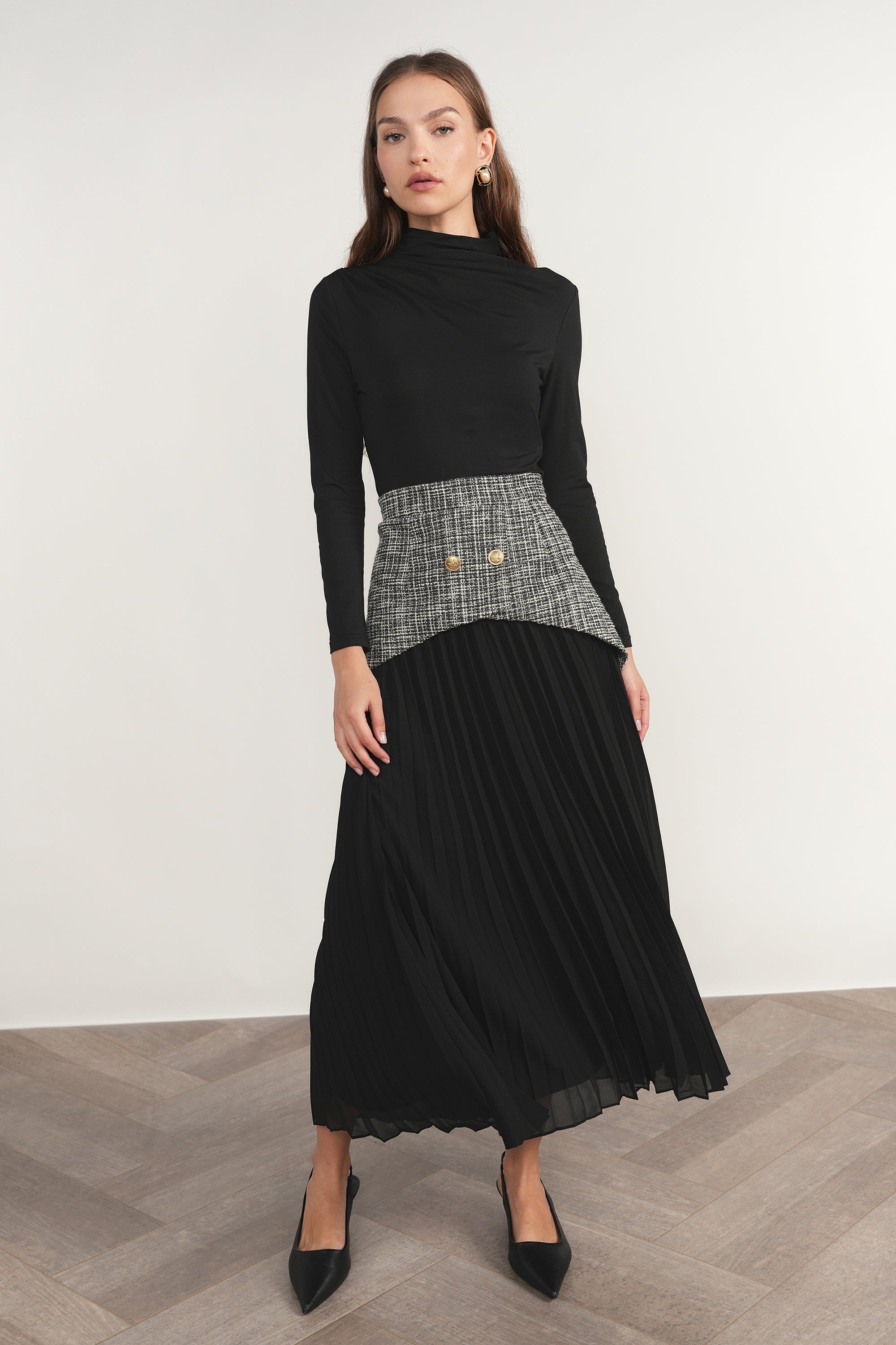 Kura Skirt in Black Plaid