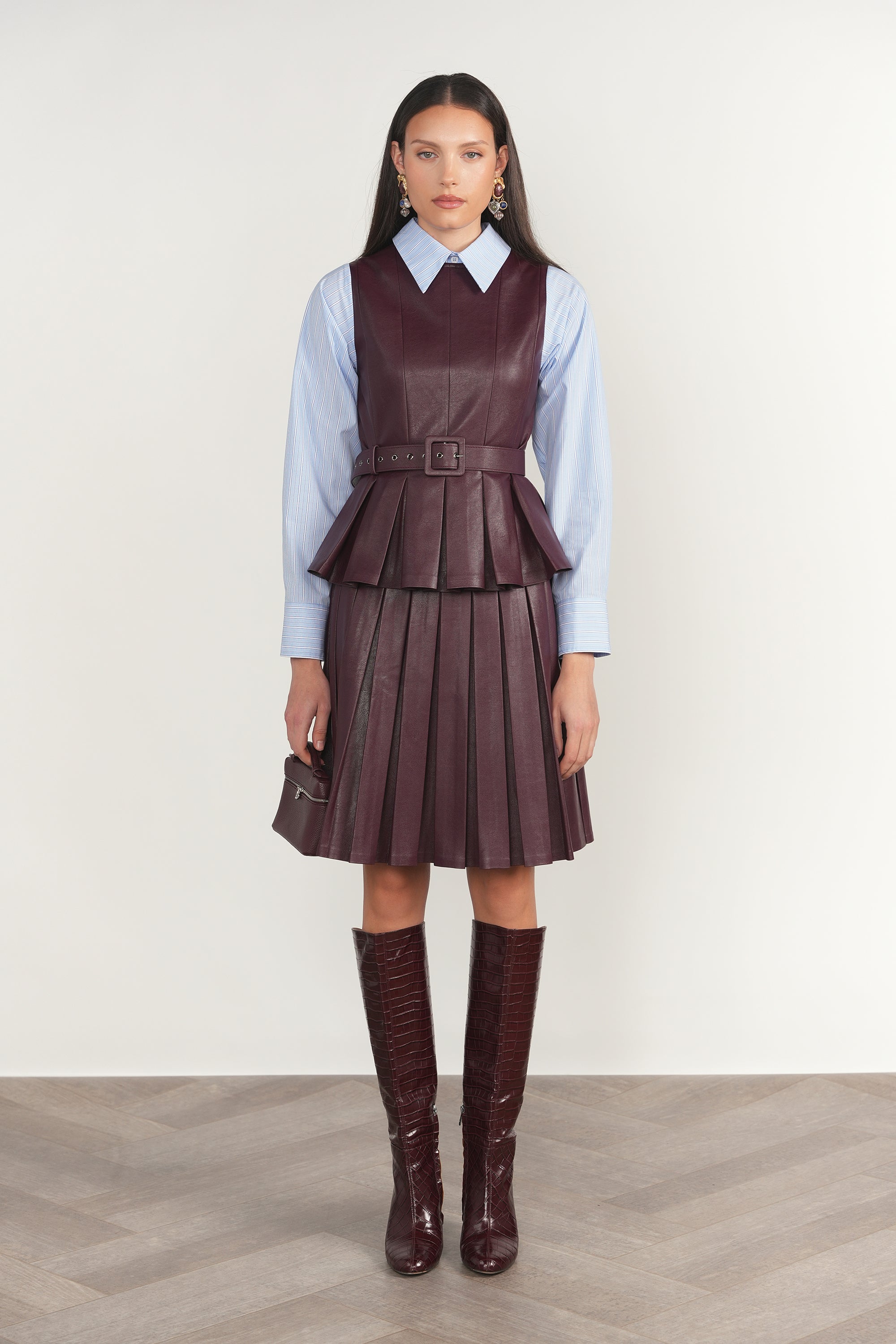 Cam Leather Top in Antique Berry / Blue