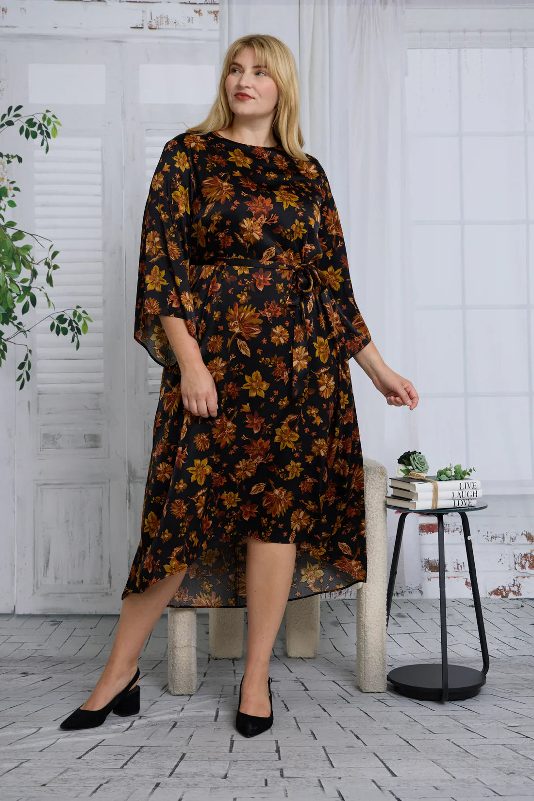 FREYA DRESS PLUS