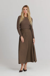 Fit and flare skirt brown