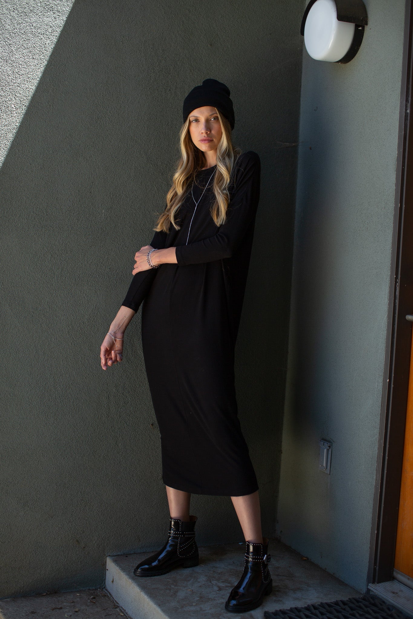 Dolman Sleeve Rib Maxi Dress- Black