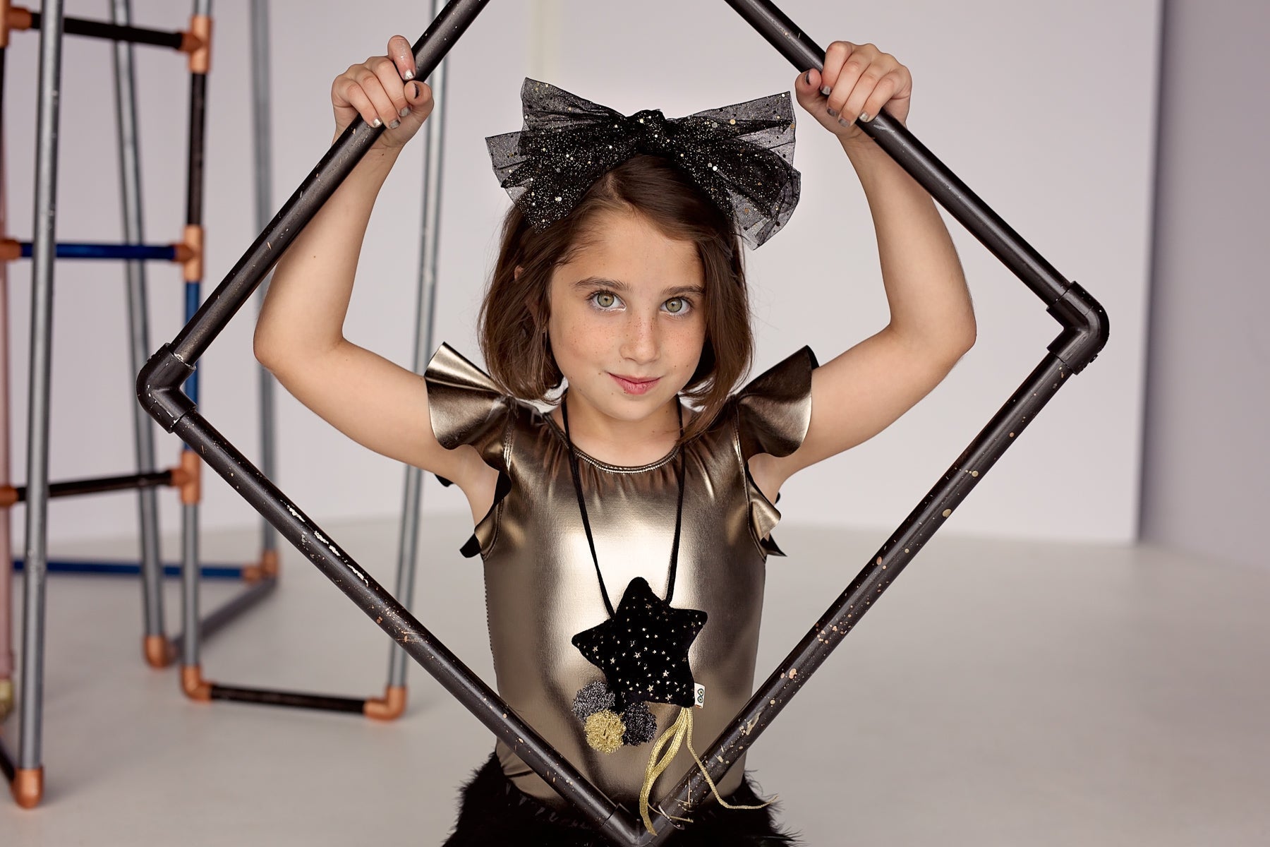 IMG_0808-Edit.jpg_ava_dot_shooting_star_necklace.jpg