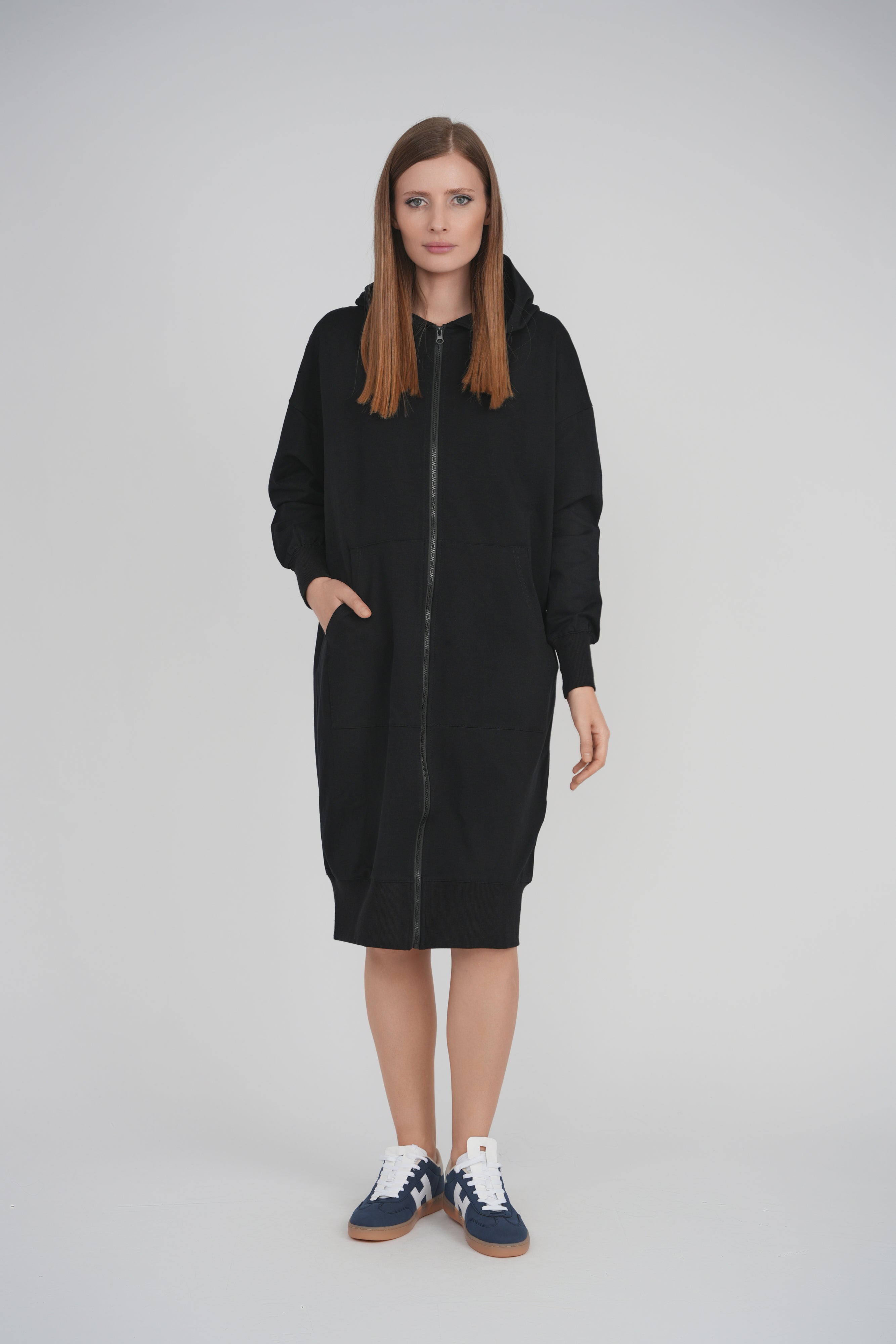 HOODIE ZIP UP DRESS (BLACK)