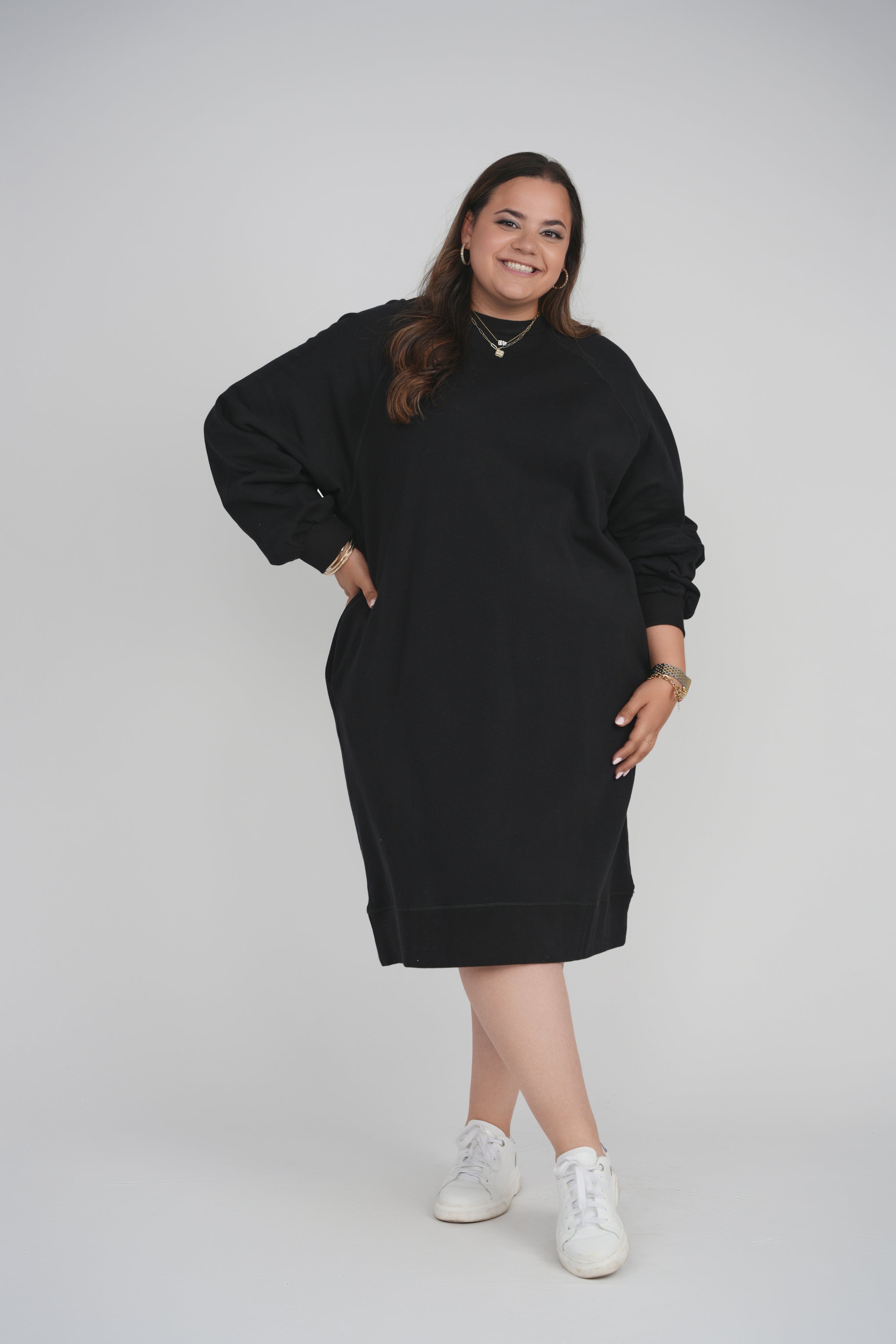 OVERSIZED SWEATSHIRT DRESS